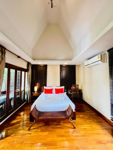 Bedroom 17