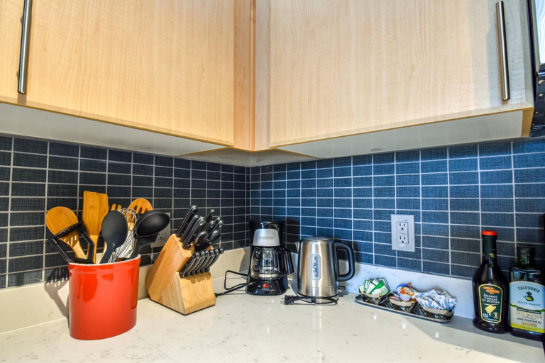 Room 4, Plano Charming 2BD 2BA Apartment, Collin