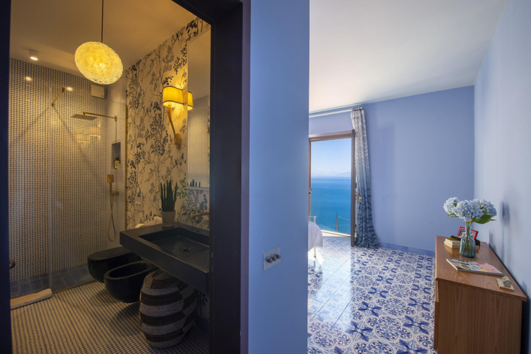 Room 5, Villa overlooking the sea, Salerno