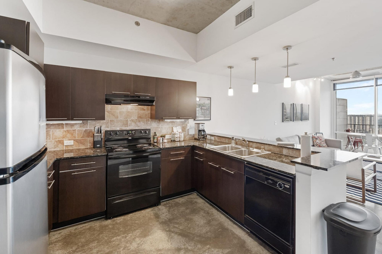 Room 3, Austin Exquisite 1BD 1BA 2nd Street District Apartment, Travis