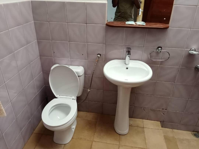 Bathroom 3, Stc.Safari lodge, Karatu