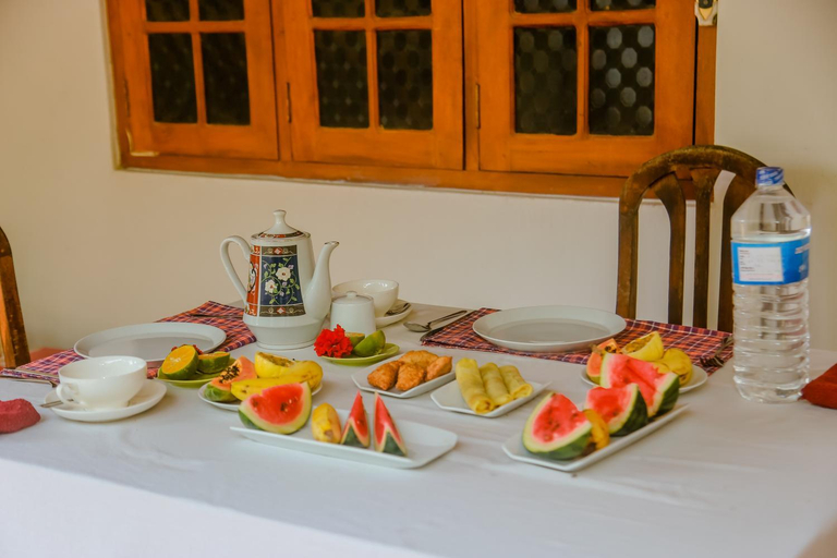 Food & Drinks, Ranjith Guest, Weligama
