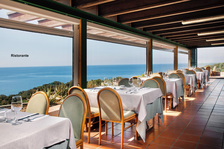 Restaurant, Ecovillage with swimming-pool in Teulada, Cagliari