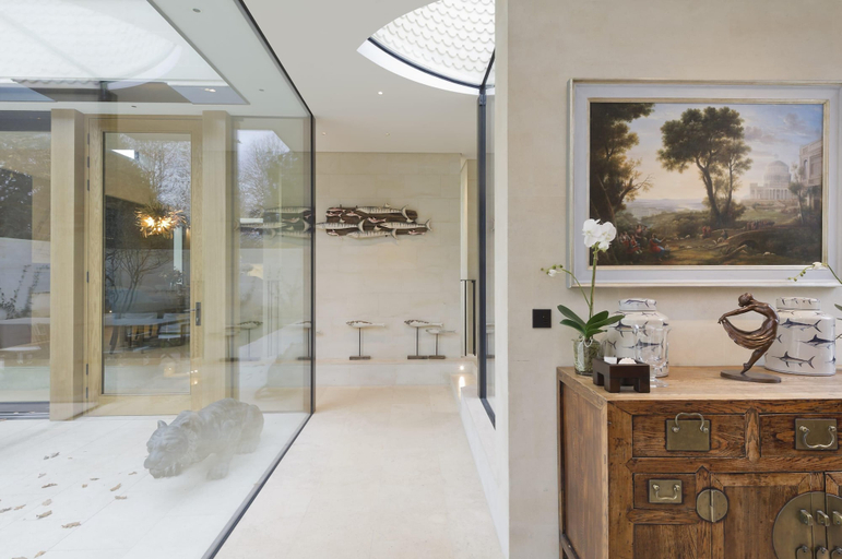 Bathroom 4, Stunning 5 bed Fulham Home w Indoor Pool Sauna and Private Garden, London