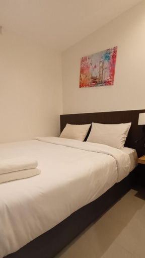 Bedroom 13