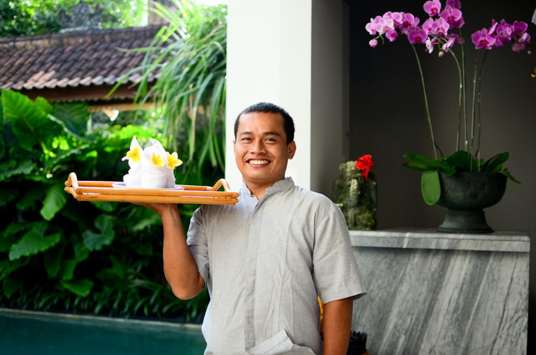 Food & Drinks 5, Room & Vespa Suite 1, Badung