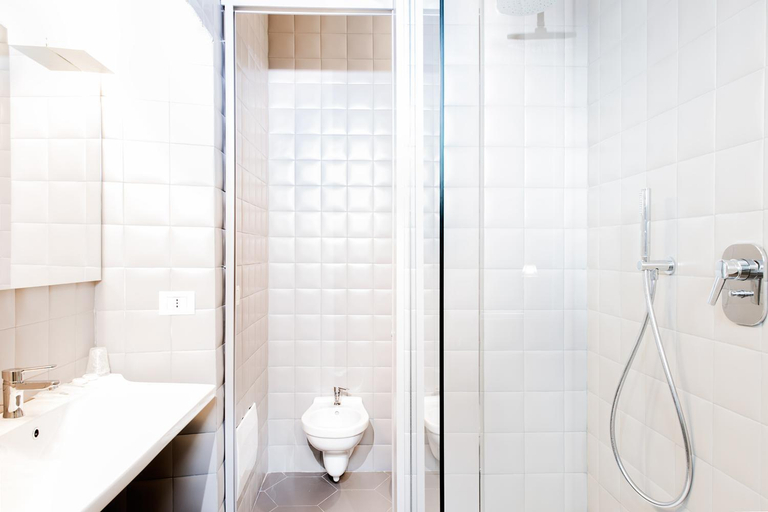 Bathroom 12