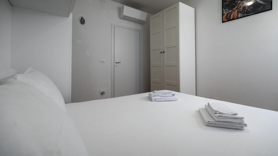 Bedroom 3, Tomadini 41a1 in Udine, Udine