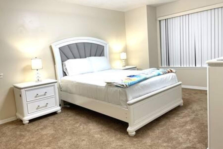 Room 5, 101 Bent Tree Modern Lux 2BR 2BA Heated Pool, Volusia