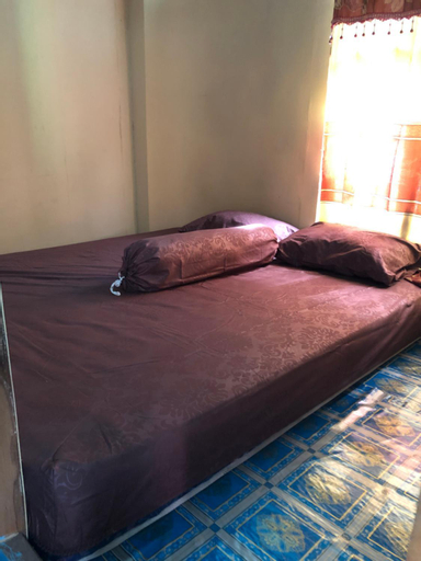 Bedroom 3, Dua Putri Komodo Homestay, West Manggarai