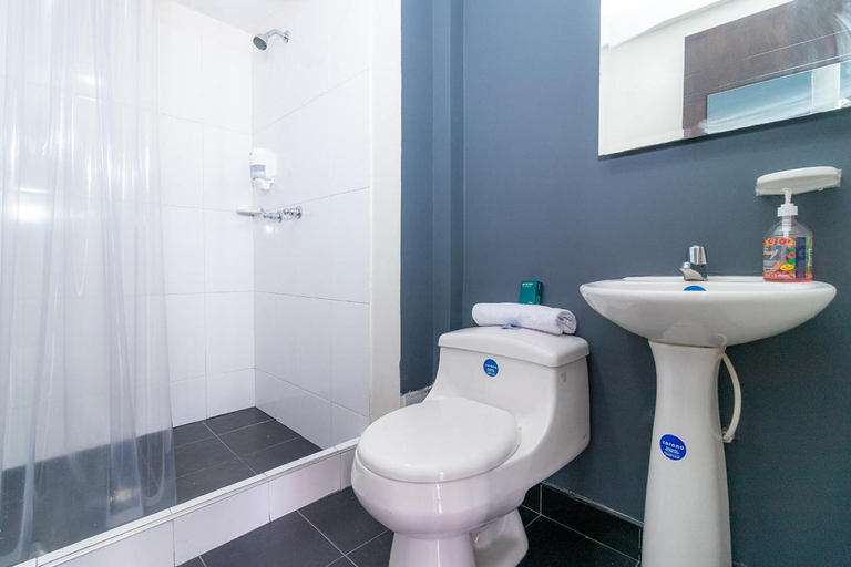 Bathroom 3, Ayenda Bochica, Tunja