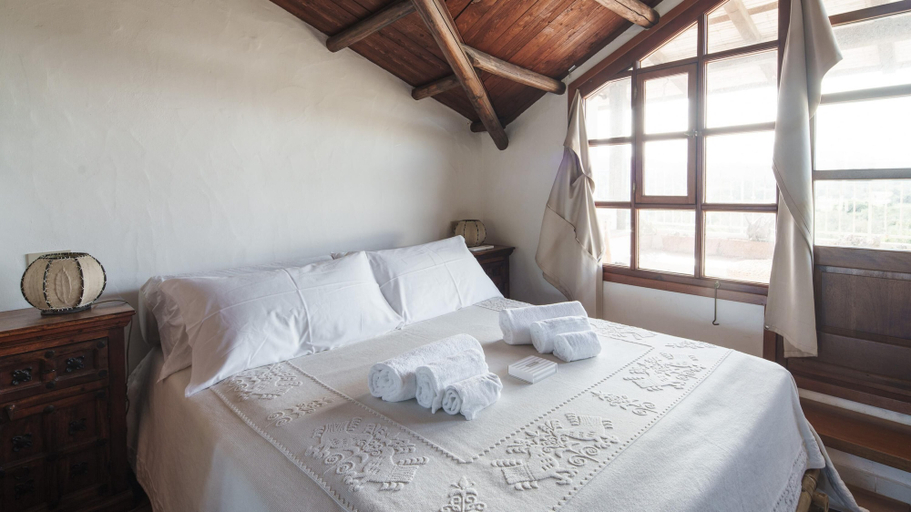Bedroom 2, Romantic Roof in Olbia, Olbia-Tempio