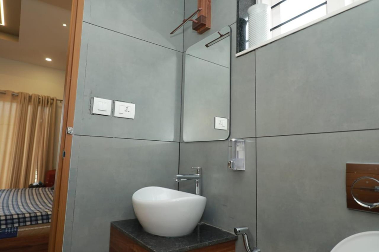 Bathroom 4, WinterHome homestay, Idukki