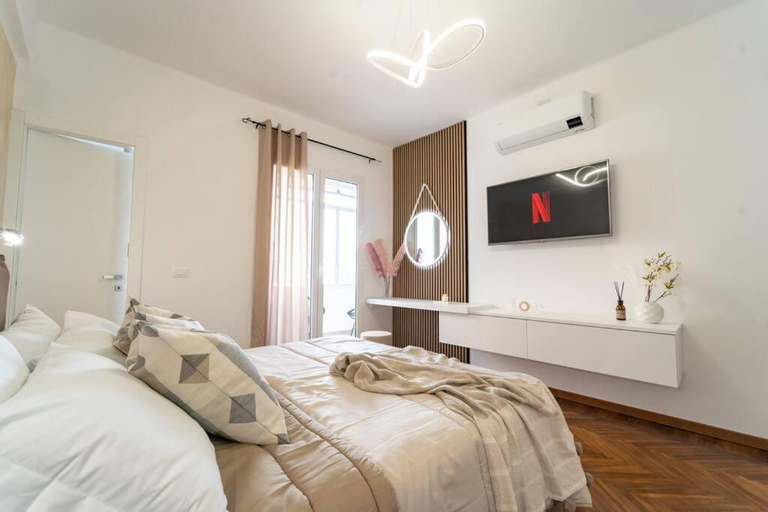 3, Palm Suite Centro - Teatro Ariston, Imperia