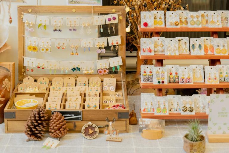 Food & Drinks 5, Pottery corner B&B, Nantou