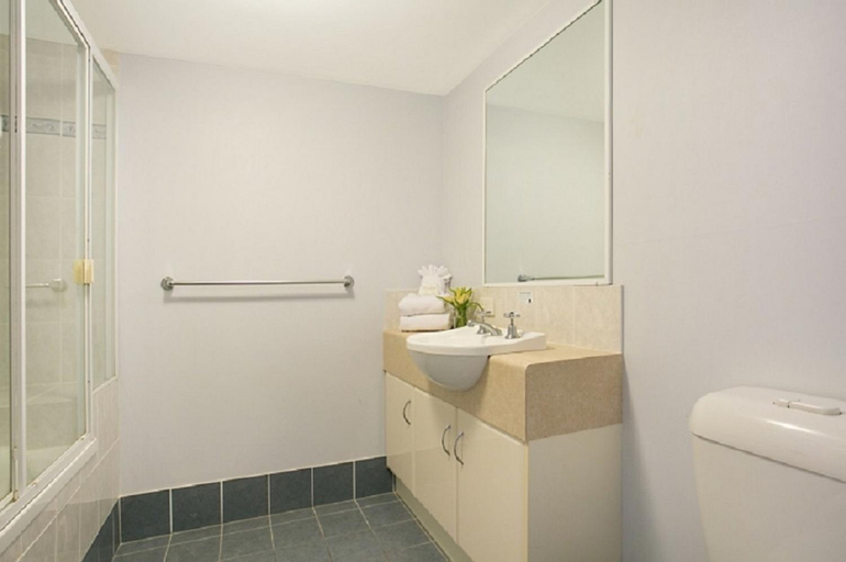 Bedroom 4, Royal Pacific Resort, Gold Coast