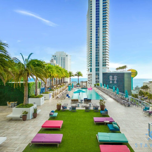Others 2, Luxury Amenities Infinity Pool Gym Hot Tub, Broward