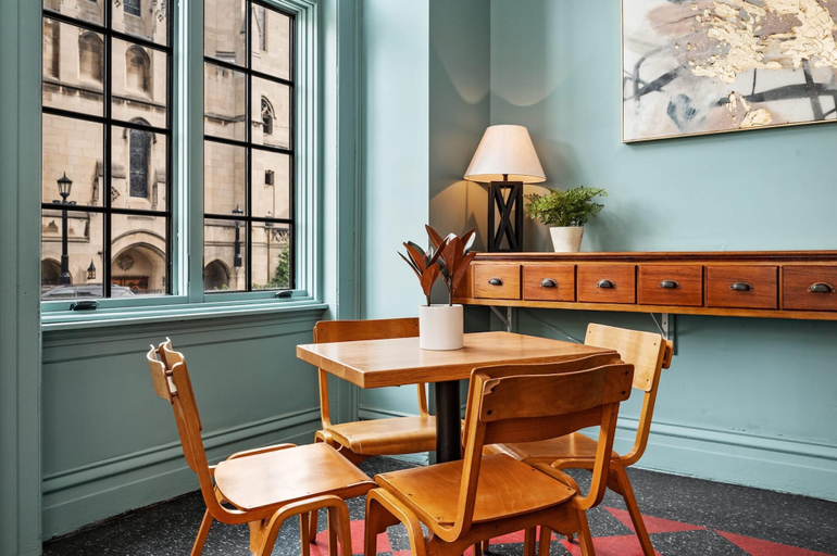 Room 3, Kasa Steps to Bakery Square Cozy Studio The Maverick, Allegheny
