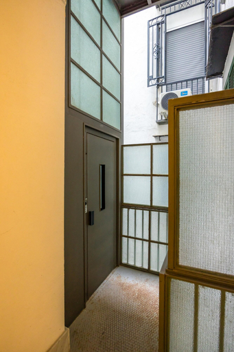 Bedroom 3, Hidden Gem on Pedastrian Area, Napoli