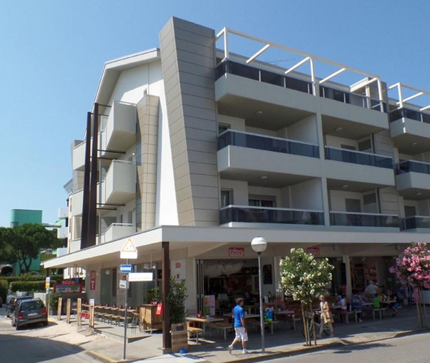 Room 2, Shedir B in Bibione With 1 Bedrooms and 1 Bathrooms, Venezia