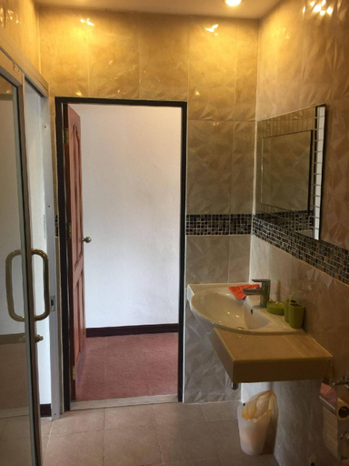 Bathroom 3, Merlin Plaza Apartments, Thai Mueang