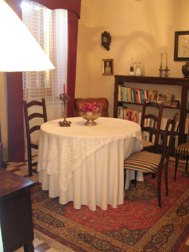 Food & Drinks 4, Villa Mustafa, Perugia