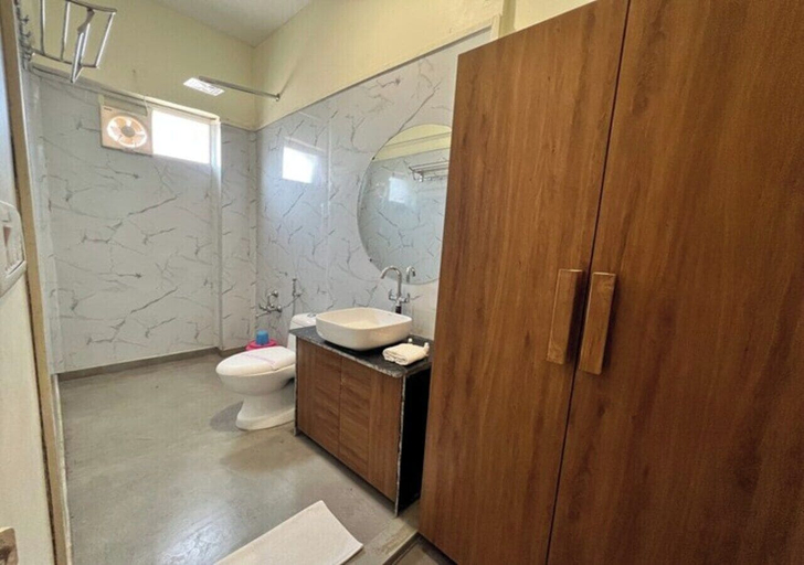 Bathroom, Santu GSM an ECO Resort, Bhavnagar