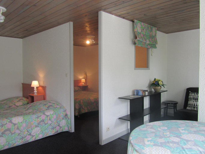 Bedroom 2, Auberge de l'Arzon, Haute-Loire