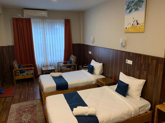 Bedroom 3, Khamsum Inn, Chang