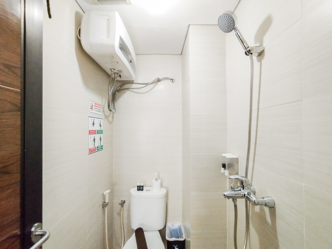 Bathroom 5, Best Choice Studio Room Apartment at Gateway Pasteur By Travelio, Bandung