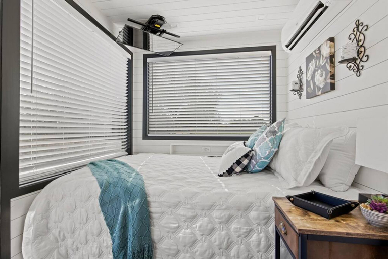Bedroom 4, New Wilderness Hideout-cozy Container Home, Gillespie