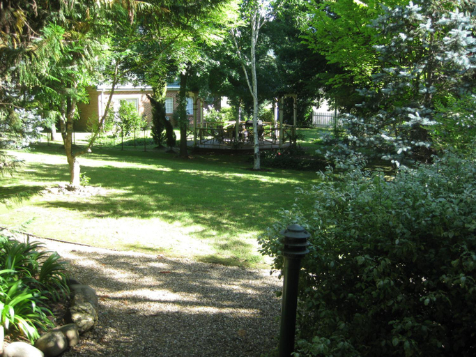 Others 5, Chalets Lumineux, Alpine - East
