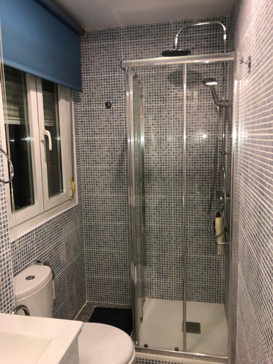 Bathroom 4, Apartamento con 5 dormitorios en Madrid, Madrid