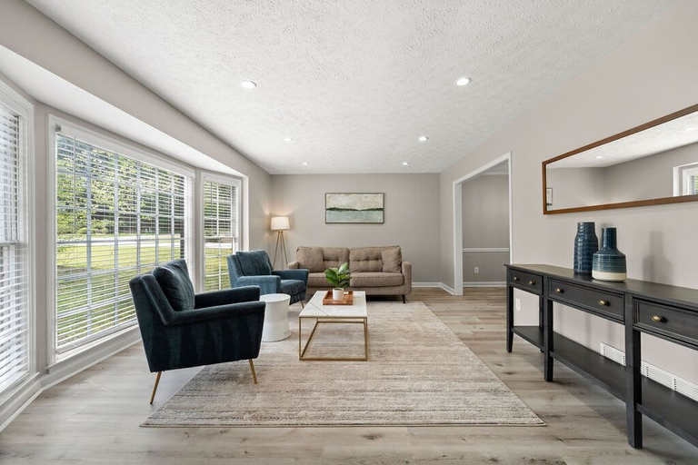 Interior 3, Beautiful Newly-renovated Home in Indian Hills, Cobb