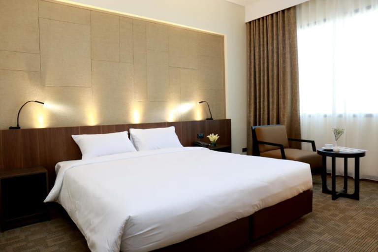 Bedroom 4, Louis Tavern Hotel, Lak Si