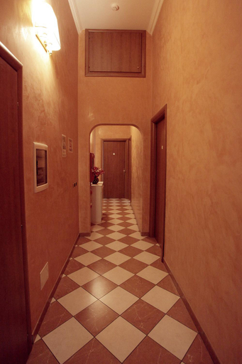 Public Area 2, Hotel Hollywood, Rome