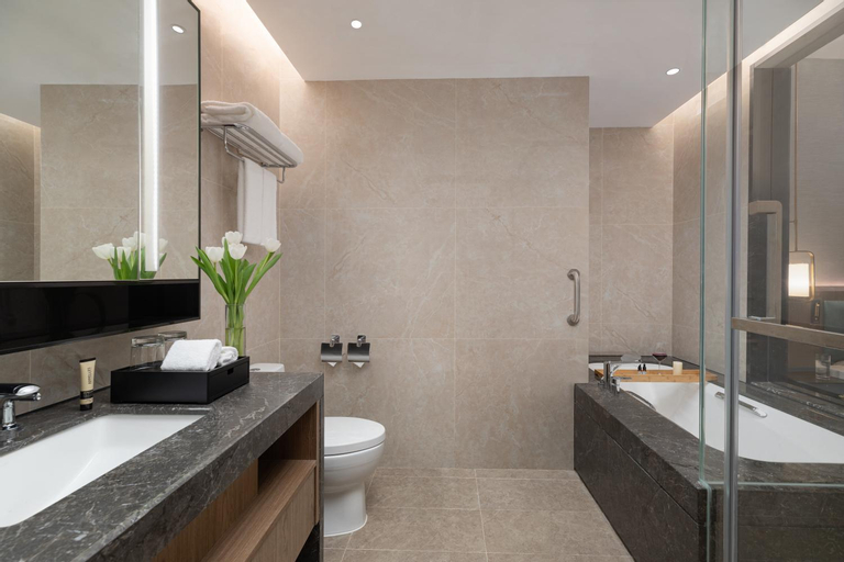 Bathroom 9