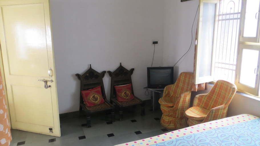Bedroom 3, Udai Haveli Guesthouse, Udaipur