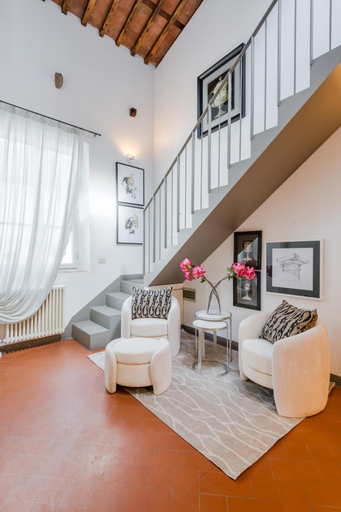 Room 2, Georgia Penthouse in Lucca, Lucca