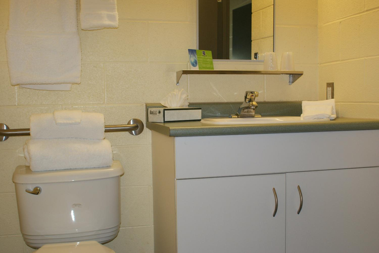 Others 4, Residence Conference Centre Sudbury West, Greater Sudbury