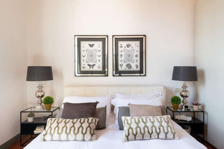 Room 5, Georgia Penthouse in Lucca, Lucca