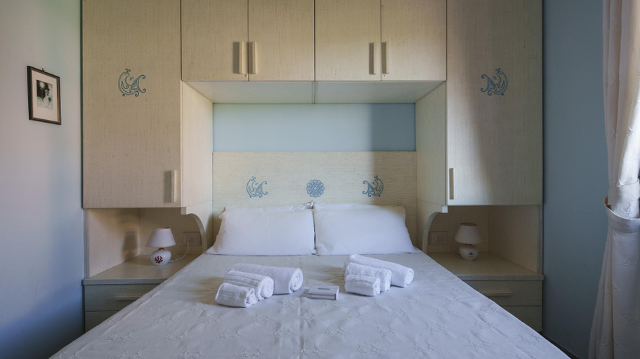 Bedroom 2, Essenza Di Sardegna in Punta Pedrosa, Olbia-Tempio