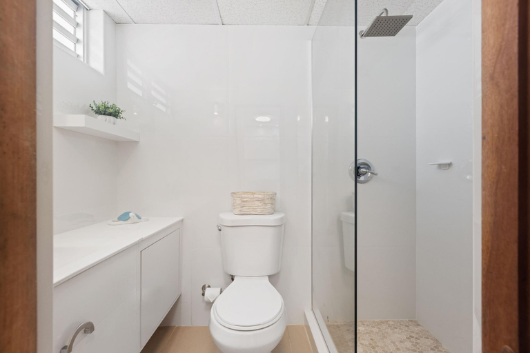 Bathroom 5, Otium Golden Beach Perfect Getaway