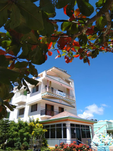 Others 3, Aruvi Hotel, Vellore