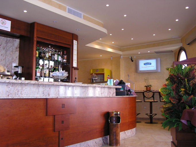 Food & Drinks 5, Hotel Mistral, Carbonia-Iglesias