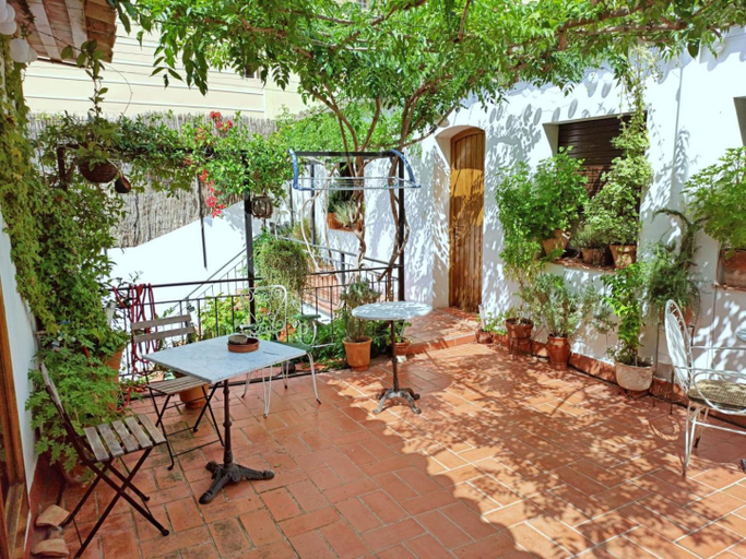 Food & Drinks 5, Marakasa B&B, Girona