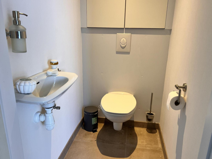 Bathroom 5, Lovely House in Heers With 2 Bedrooms, Limburg