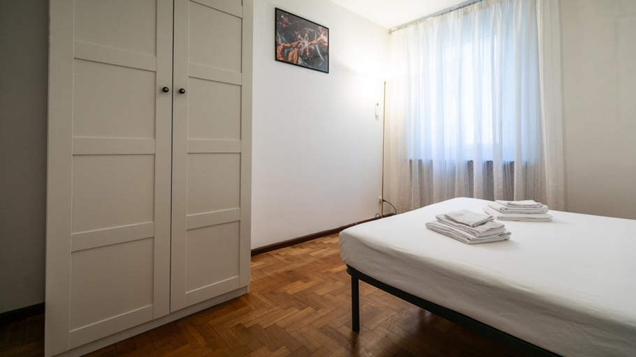 Bedroom 4, Tomadini 41a1 in Udine, Udine