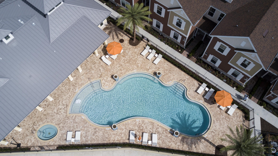 Room 2, 5 BR 6 BA Villa 5min Disneyworld 2169ft BBQ, Osceola
