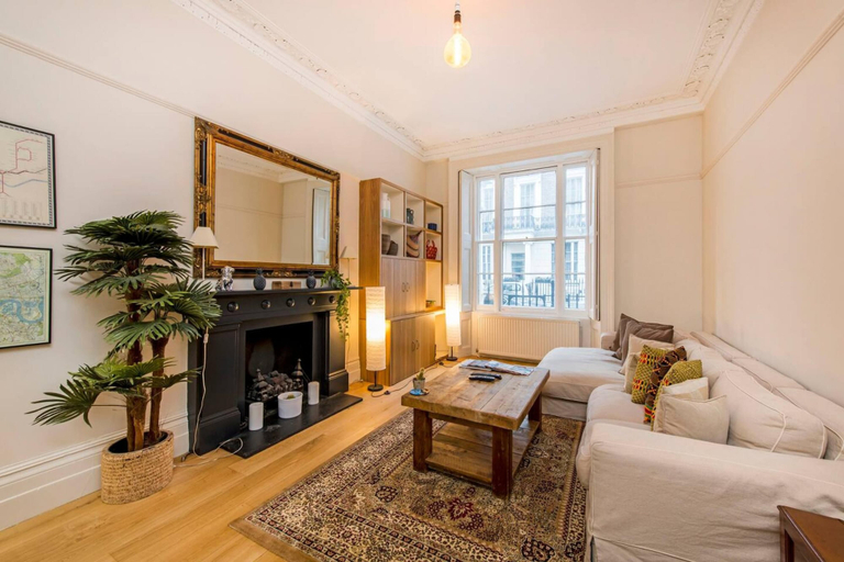 Others 5, 2-bed Flat in Paddington Near Hyde Park, London